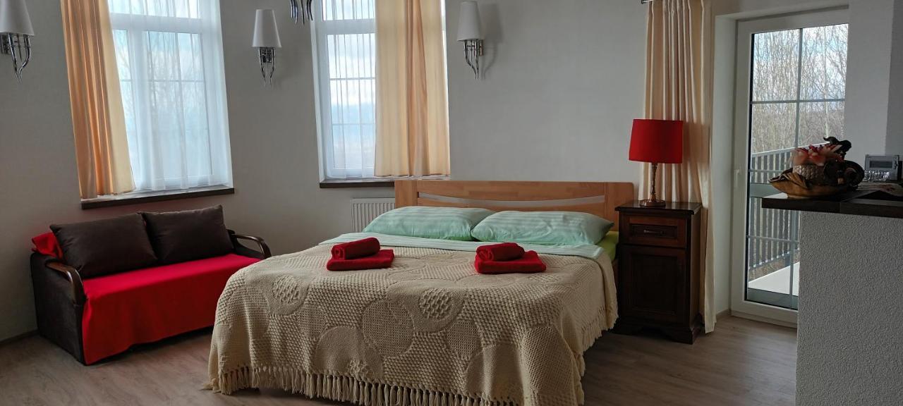 Apartman Ostry Vrsok V Starom Smokovci Apartment Vysoke Tatry Exterior photo