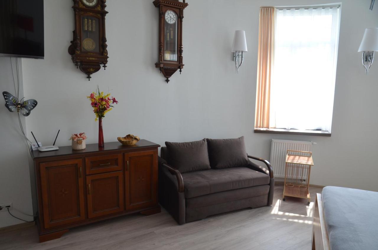 Apartman Ostry Vrsok V Starom Smokovci Apartment Vysoke Tatry Exterior photo